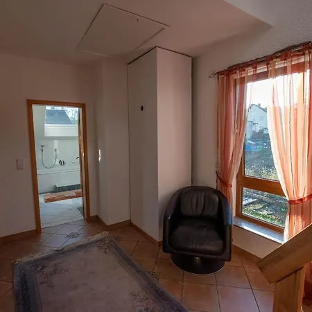 Bis 10 Personen Und 2,5 Schlafzimmern Apartment Geisenheim