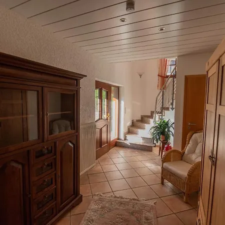 Bis 10 Personen Und 2,5 Schlafzimmern Apartment *